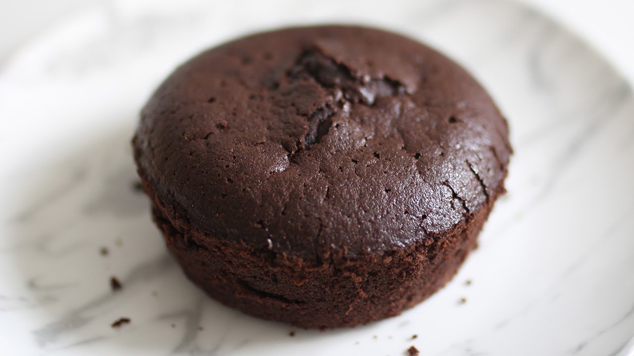 CHOCOLATE MUG CAKE RECIPE | Microwave AND Oven friendly!