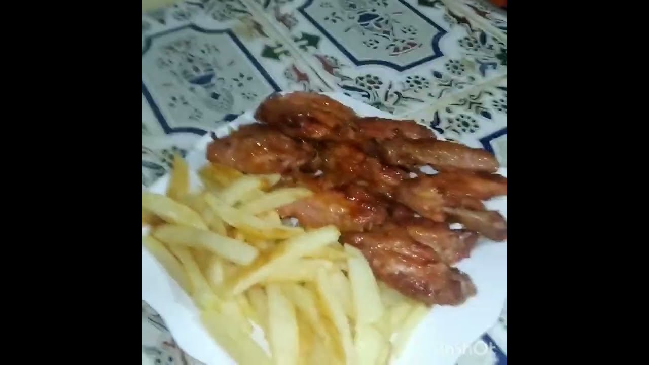 اجنحة دجاج محمرة في الفرن