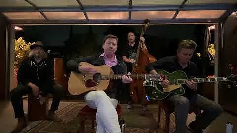 Rio Acoustic version - Acoustic performance video thumbnail