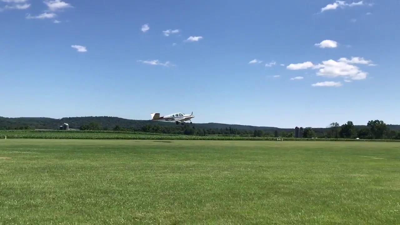 N5726K Departing 08N - Lebanon, PA