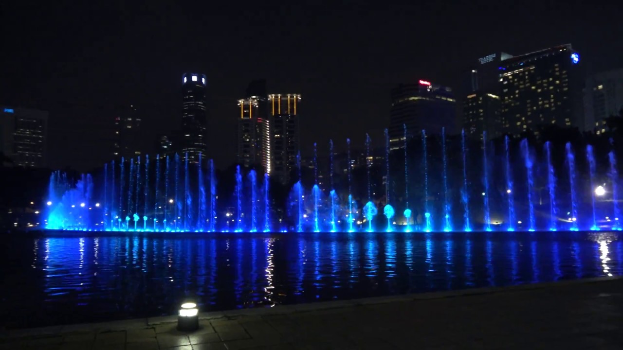 Kuala Lumpur KLCC water fountain music light show 2 YouTube