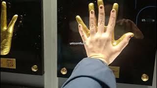 holy.. finally HIGH FIVE WITH EXO MEMBER [!] not strangers