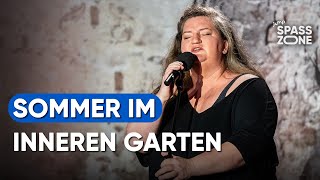 Sommer im inneren Garten. Anna Mateur
