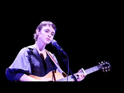 Pomme - Very