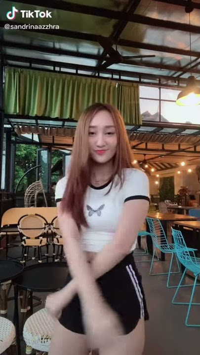 Tik tok  sandrina azzahra