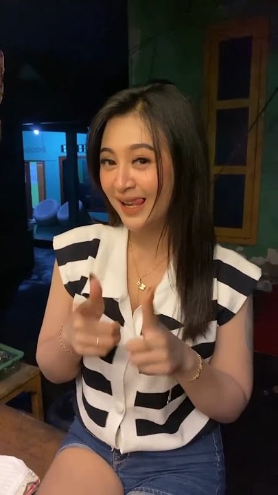 Penikmat kopi ☕   #artise #realls #dangdut #trending #fypyoutube #fyp  #angkringankopi #viralshorts