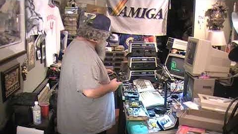 Commodore - Episode 223 - 1541 Disk Drive Re-Assembly... - David Bradley - C64 C128 VIC20 PET CBM