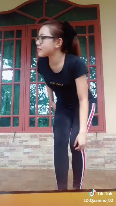 Awek tiktok gelek