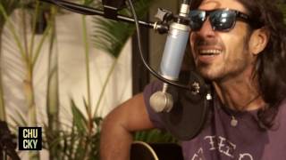 Mancha de Rolando en Chucky Invita - Chino.