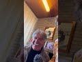 Aan het werk met Adri-Jan Hoes, de oudste zoon van de bekende Nederlandse volkszanger Johnnie Hoes
