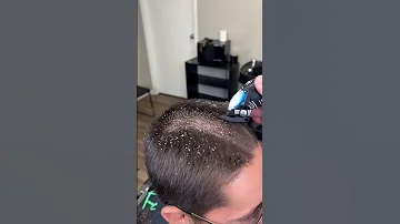 BARBER CUTS OFF LICE!!!! MUST WATCH