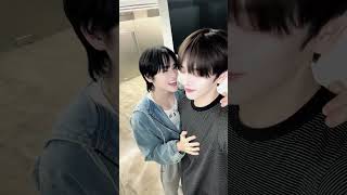 Omg #nSSign #엔싸인 #SUNGYUN #LAURENCE #bestfriend