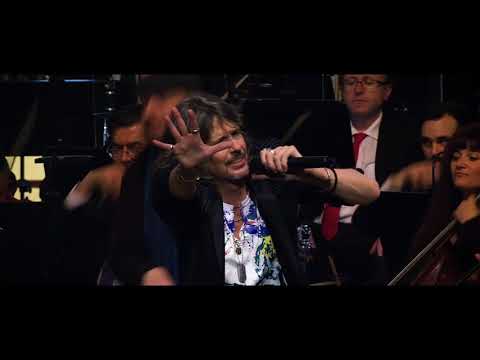 Foreigner "Urgent" Official Music Video - With the 21st Century Symphony Orchestra & Chorus