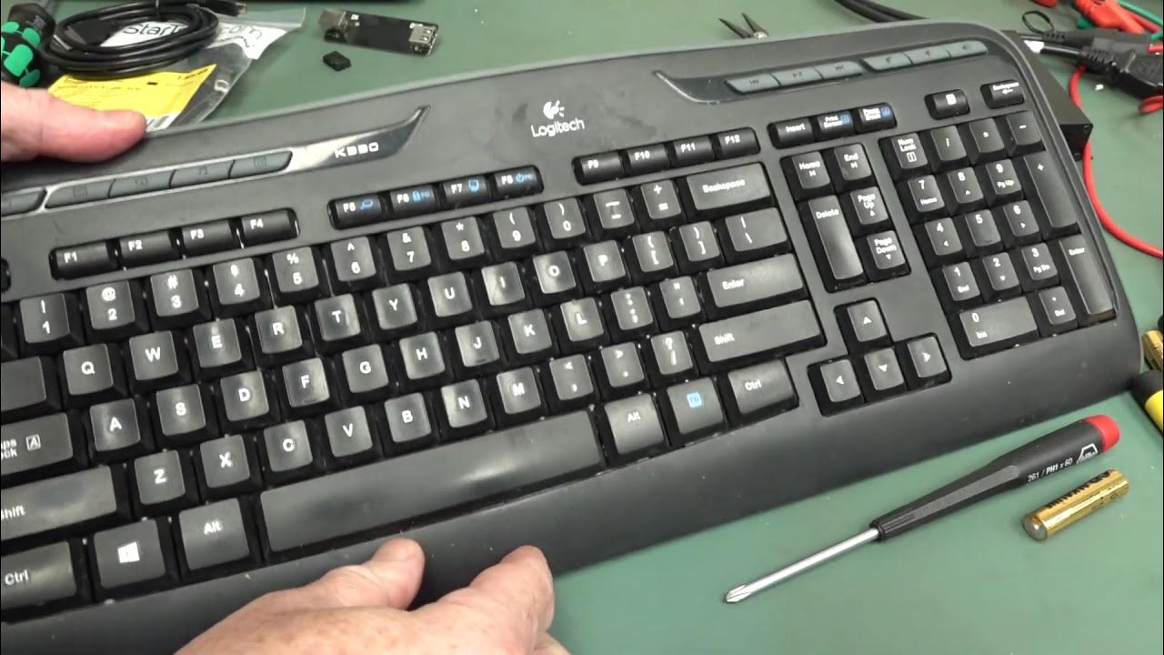 desillusion Forblive halvø Flooded Logitech Keyboard Teardown - YouTube