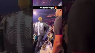 Usher Shows Chloe Bailey LOVE During Las Vegas Residency Concert 🤗 #shorts #shortsfeed #usher #R&B