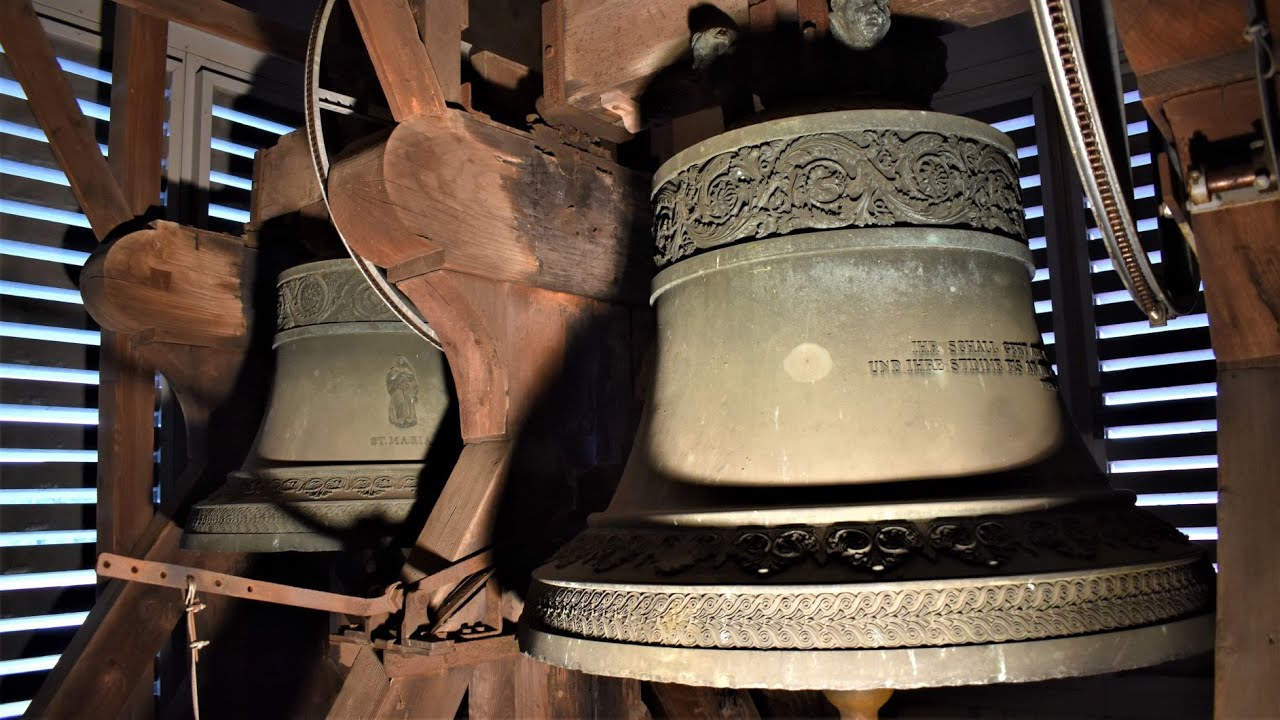 Schirgiswalde (BZ) Glocken/Glockenspiel der Pfarrkirche Mariä Himmelfahrt