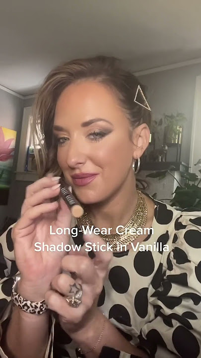 Lip Plumping Hack with Luxe Lipstick & Cream Shadow Stick #beauty #lips