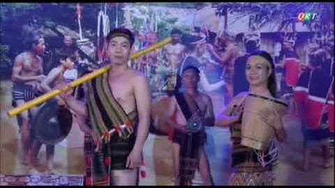 Lễ khai mạc ngày hội trình diễn cây nêu và giao lưu văn hóa các dân tộc thiểu số Việt Nam 2017.