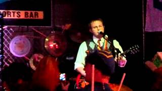 Kitty With Knubby And Ben Shinrock On Guitar