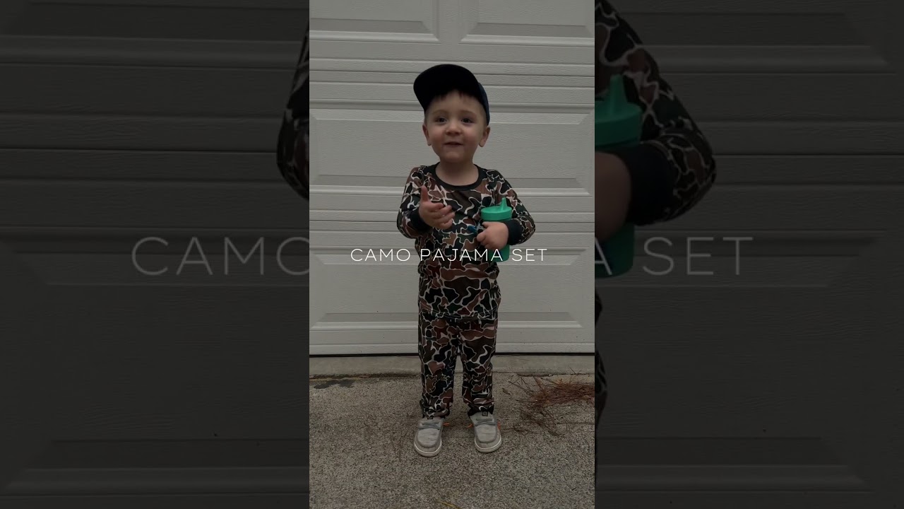 Chic camo pajama set for toddlers! 