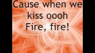Glee - Fire  LYRICS ON SCREEN