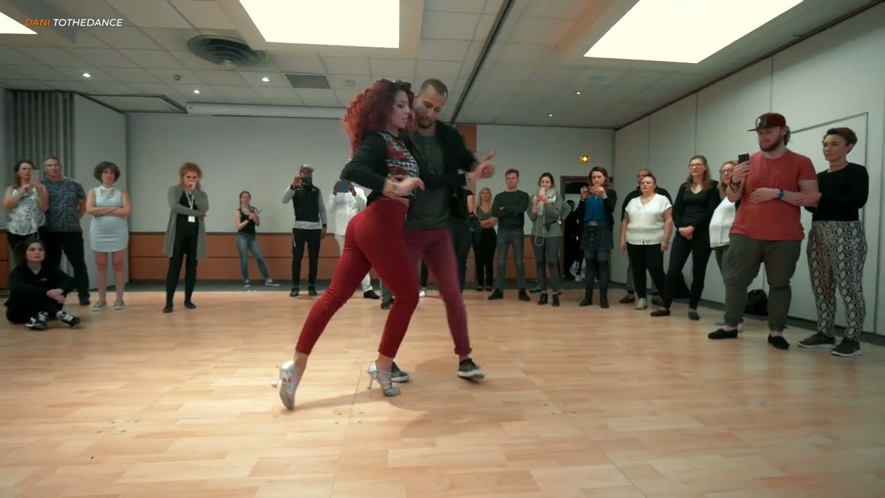 Yami & Marta - Ultimo Poeta