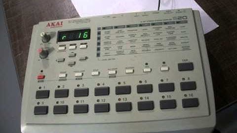 AKAI S20 Sampler Boot Sequence Showing Amount of Installed Ram Memory