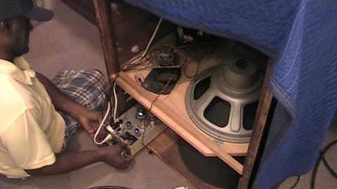 Replacing An EH 6550 Tube To Eliminate Distortion & Constant Amplifier Hum In A Leslie 122