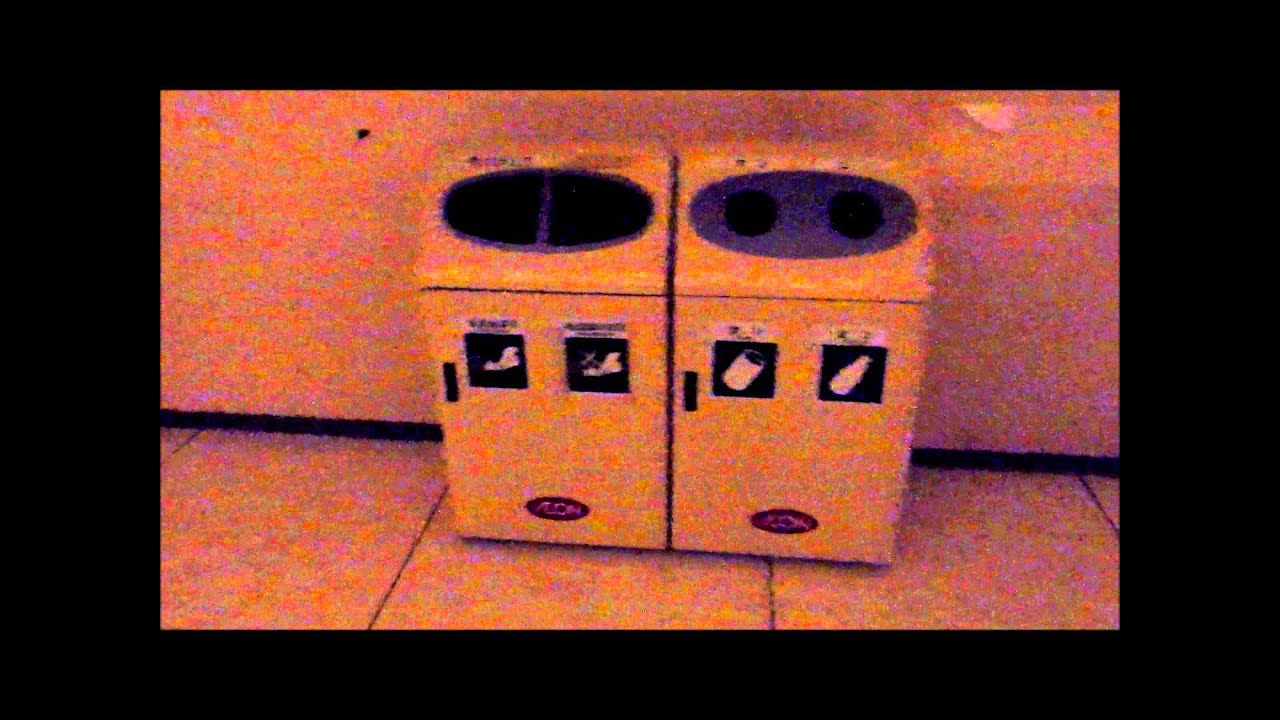 [サティの廃墟!?恐怖!!]なぜか消灯したイオンつきみ野店のエスカレーター☆