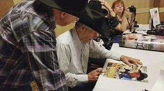 Robert Fuller Signing the "Return To Laramie" Poster I created - 11.09.18