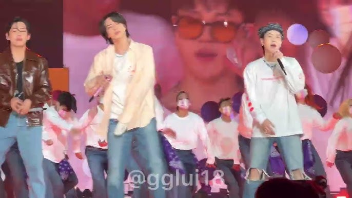 BTS (방탄소년단) PERMISSION TO DANCE ON STAGE - LAS VEGAS SPOT 