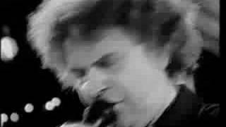 Mikis Theodorakis in East Berlin 1987: 25 Sfagio-Otan sfigoun to Cheri- Tha simanoun i Kambanes chords