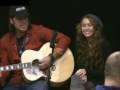 Miley cyrus and billy ray sing at childrens hospital  122308