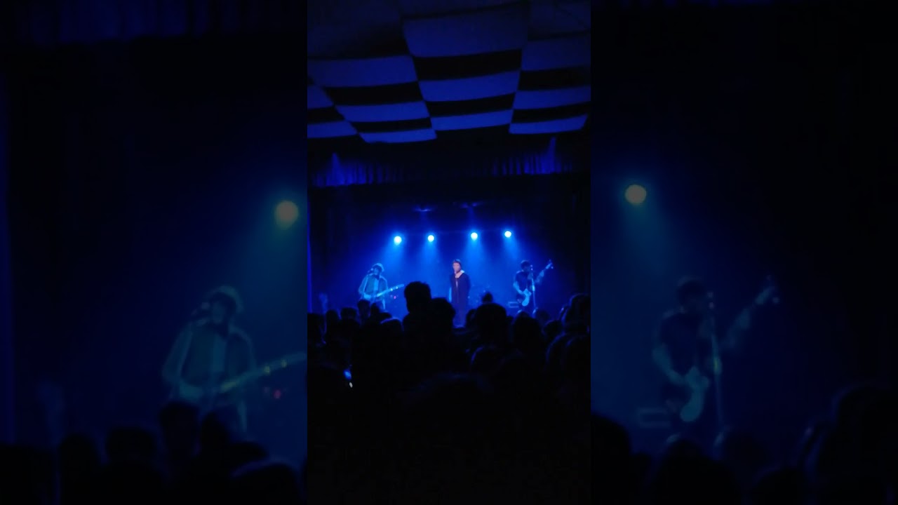 Gomma - Vacanza (live Napoli - Scugnizzo Liberato)