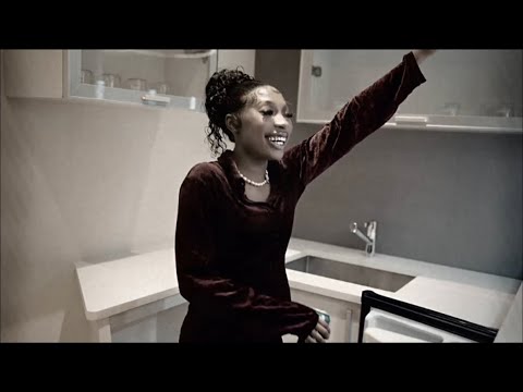 Trim - UH OH [Official Music Video]