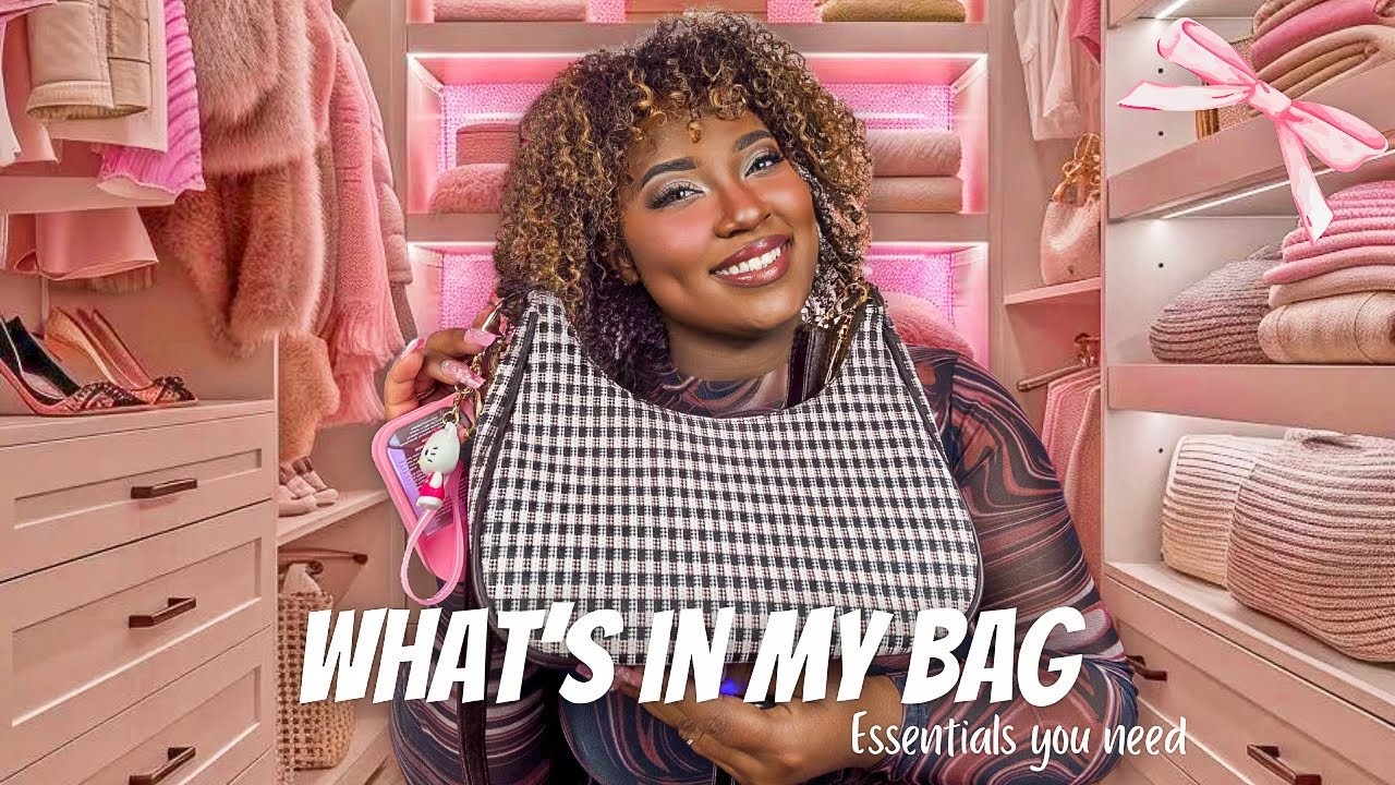 What’s In My Bag | Essentials You Need 🎀 - YouTube