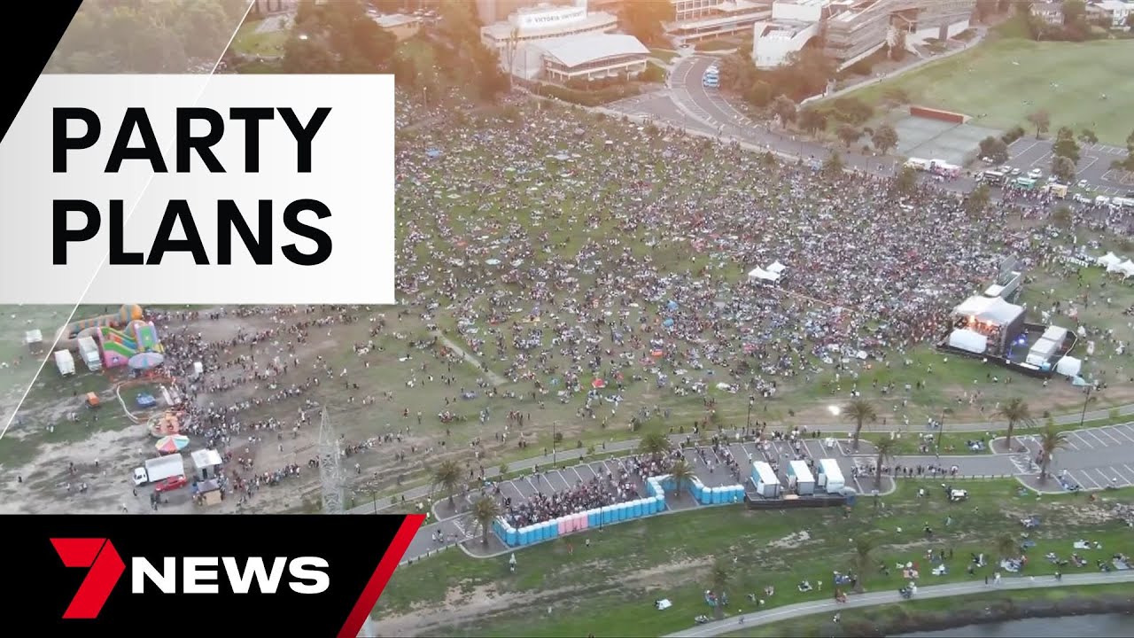 From pubs to parks, how Melbourne suburbs will ring in the new year | 7 News Australia