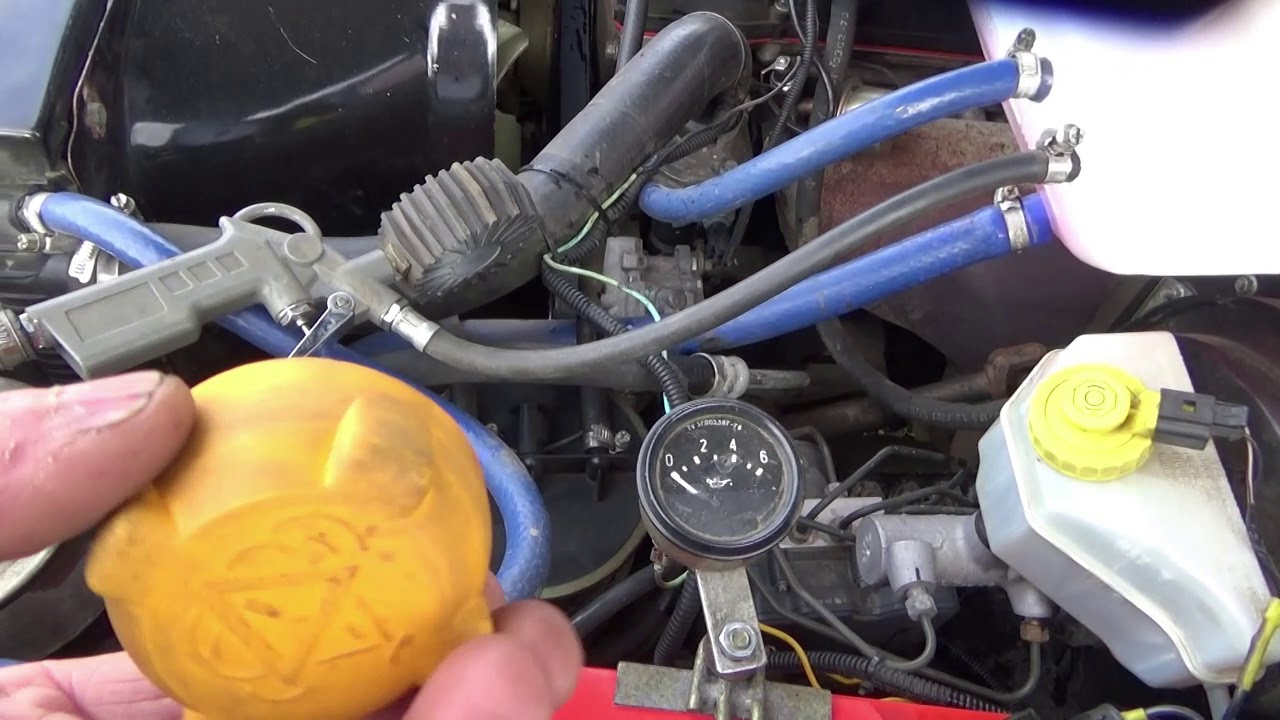 УАЗ-Патриот.Замена расширительного бачка,проверка пробки. - YouTube