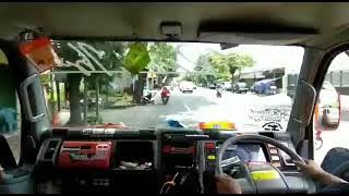 Mentahan oleng dalam kabin truk