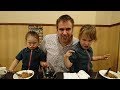 バイリンガル姉妹 お好み焼きと言えないダディがお好み焼きを焼いたよ