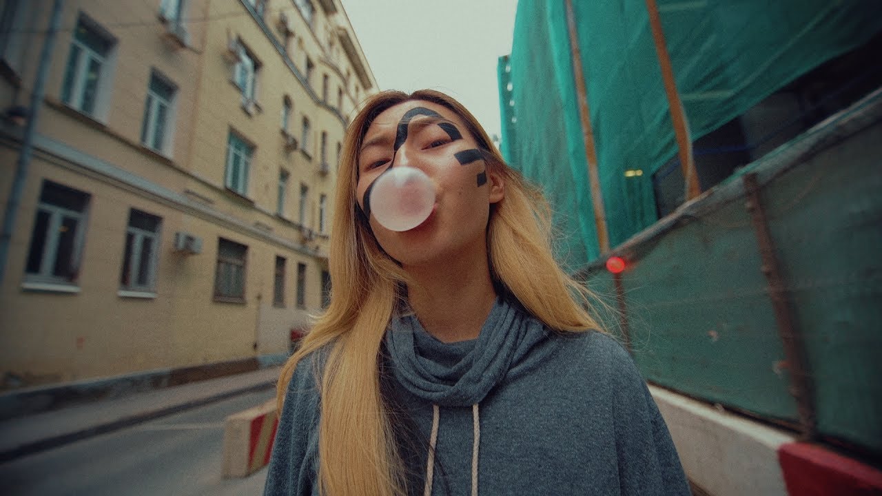 Краснознаменная Дивизия Имени Моей Бабушки - Мы Хотим Танцевать (Кино ...