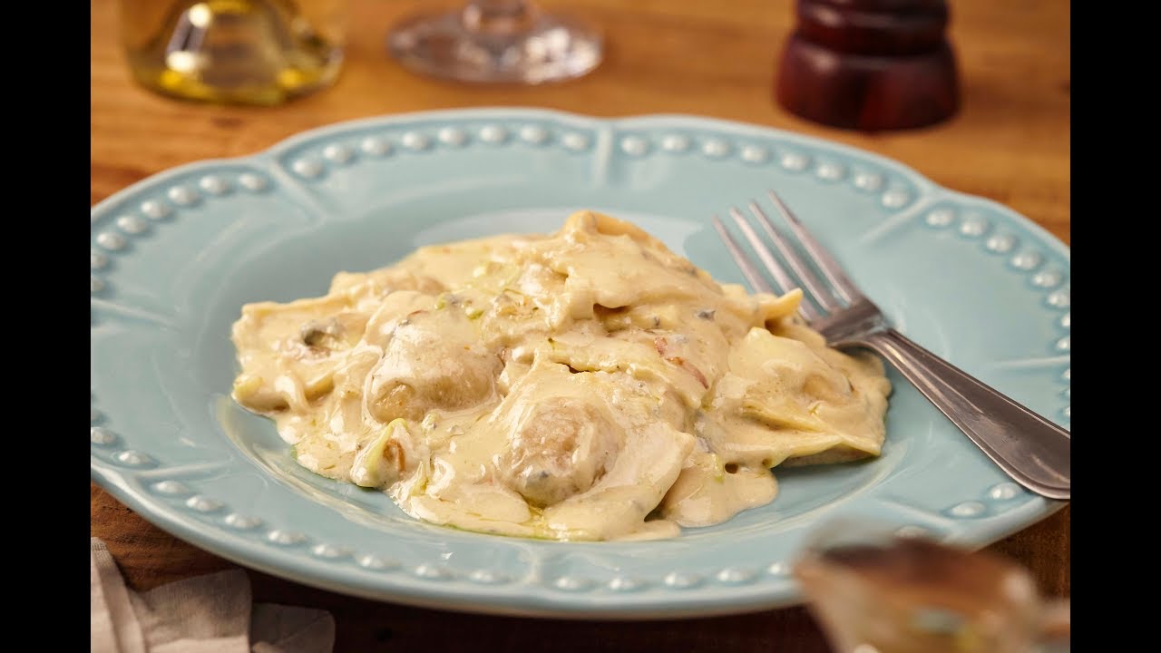 Ravioli de Queijo e Tomate Vito Balducci com Molho de Gorgonzola Picante D.O.P.