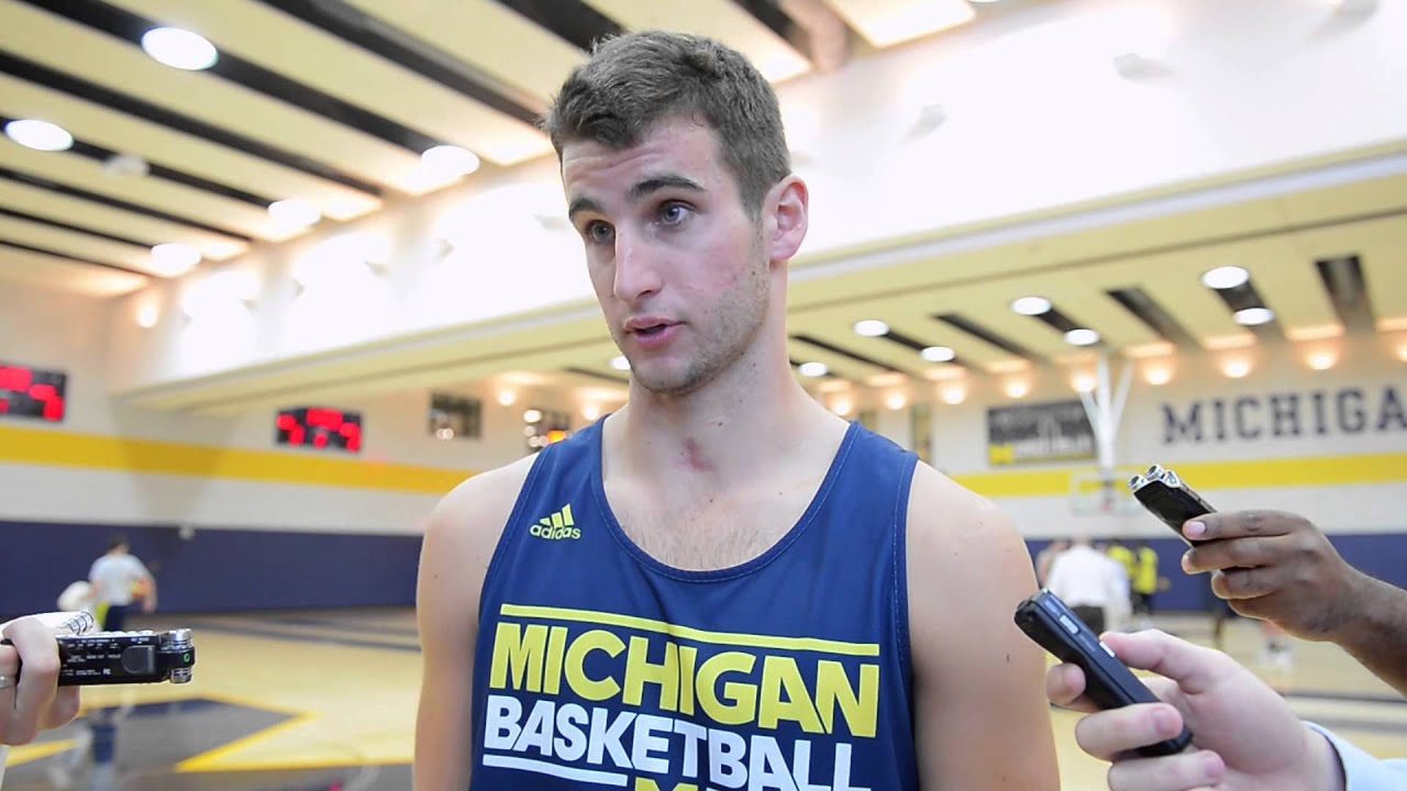 Video Michigan basketball freshman Austin Hatch talks about his