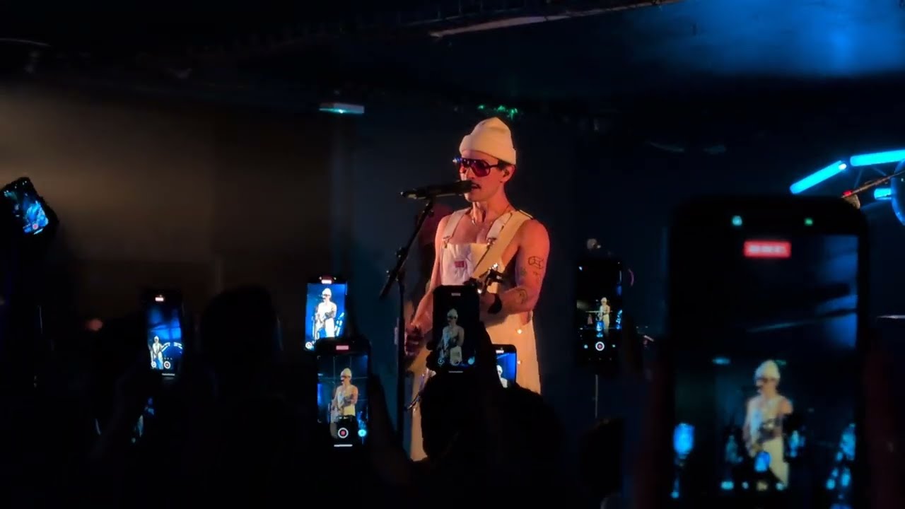 Caloncho  – Somos Instantes  | @Glazart September 2025, Paris