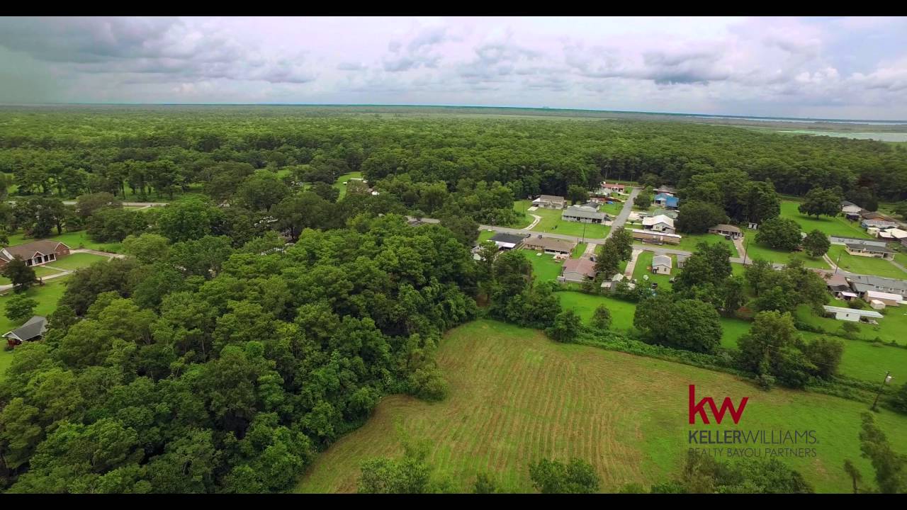 Bayou Boeuf Swamp and Tourism YouTube