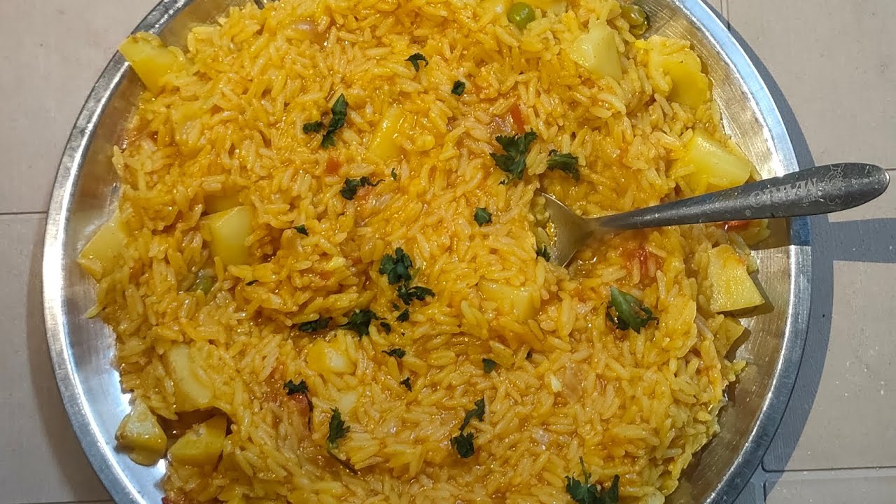 Delicious Homemade Veg Biryani🍲.   #cooking #biryani 