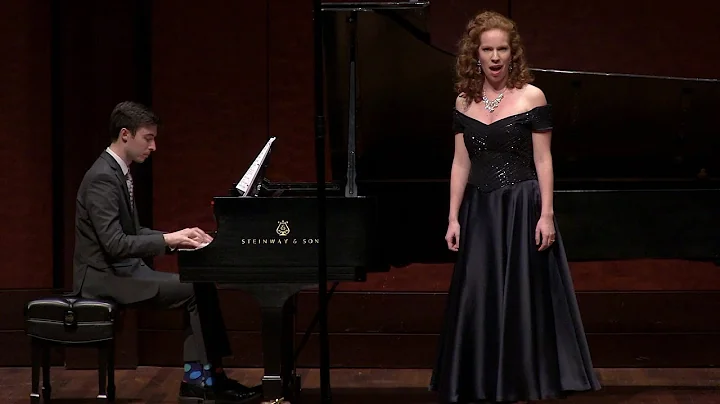 Annie Barr, Soprano