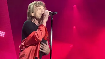 At age 79 this is really unbelievable - Mick Jagger - Rolling Stones - Out Of Control 2022 Stockholm