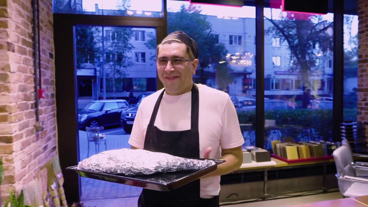 Флагманскому салону VIRS Arch 1 год