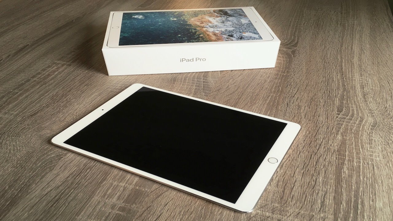 Unboxing Ipad Pro 10,5 - YouTube